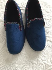 Chaussons bleu marine d'occasion  Bastia-