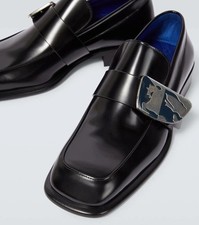 Burberry shield black d'occasion  Expédié en Belgium