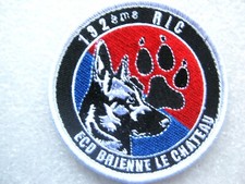 Ecusson chien infanterie d'occasion  Saint-Mamert-du-Gard