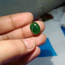Anel oval de pedra preciosa jadeíta verde imperial tipo A Birmânia 1,5 ct, 9,4x7,3x2,7 mm comprar usado  Enviando para Brazil