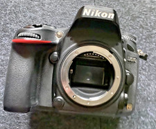 Nikon d610 24mp gebraucht kaufen Nikon d610 24mp gebraucht kaufen  Marl