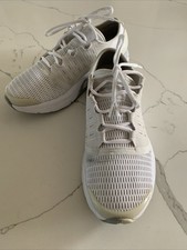 women s sport shoes 11 for sale  Las Vegas