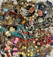 Mystery lot piece for sale Mystery lot piece for sale  Torrington