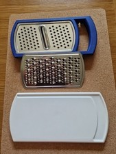 Tupperware multireibe 4fach gebraucht kaufen  Altenmünster