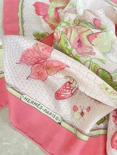Foulard carré soie d'occasion  Tarnos