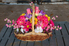 Composition fleurs artificiell d'occasion  Montlieu-la-Garde