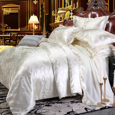 4pcs bedding set d'occasion  Expédié en Belgium