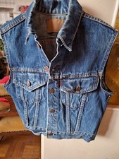 Joli petit gilet d'occasion  Paris XVIII