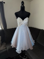 beautiful evening prom dress for sale beautiful evening prom dress for sale Sacramento