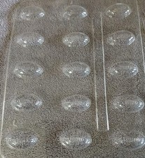 Lote de 15 moldes sortidos de plástico para doces/chocolate comprar usado  Enviando para Brazil