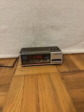 Relógio despertador vintage Emerson RED5677 vermelho digital AM/FM funciona alarme duplo FRETE GRÁTIS comprar usado  Enviando para Brazil