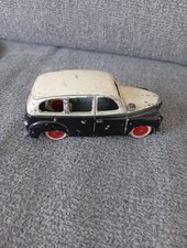 Ancienne voiture miniature d'occasion  Vallet