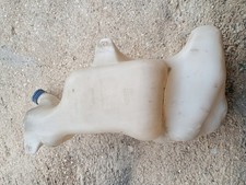 Vaschetta liquido tergicristal usato Vaschetta liquido tergicristal usato  Perugia