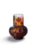 Petit vase signé d'occasion  Vaux-sur-Mer