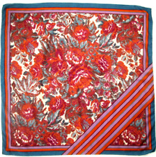 Valentino foulard cachemire d'occasion  Montferrand-le-Château