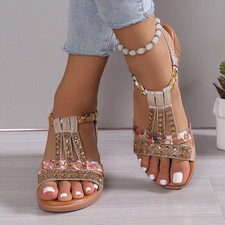 Women sandals wide for sale  UK
