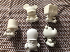 Set figurines qee d'occasion  Versailles