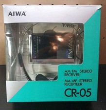 Mini receptor estéreo AM/FM de radio AIWA CR-05 de colección con estuche para auriculares y caja segunda mano  Embacar hacia Mexico