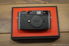 Leica 10370 black gebraucht kaufen  Malsfeld