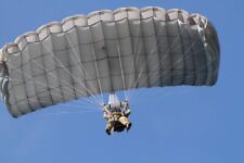 parachute d'occasion parachute d'occasion Expédié en Belgium