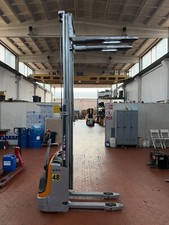 Transpallet stoccatore elettri usato  Piacenza