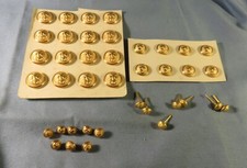 Boutons militaires dorés d'occasion  Saverdun