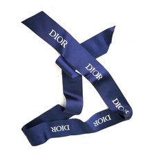 Logotipo Christian Dior fita azul marinho prata metálica em relevo (cerca de 44" de comprimento). comprar usado  Enviando para Brazil