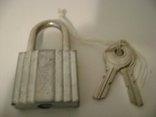 Ancien cadenas sos d'occasion  Champagney
