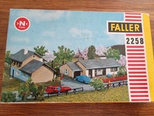 Faller houses scale d'occasion  Expédié en Belgium