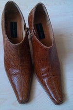 Dorothy perkins embossed for sale  CAMBRIDGE