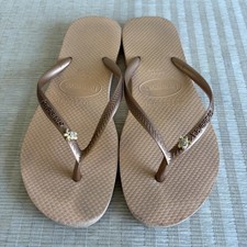 Sandálias de praia Havaianas chinelos femininos tamanho 9 - 10 tartaruga cristal ouro rosa comprar usado  Enviando para Brazil