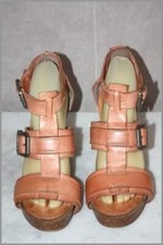 Sandales talons cuir d'occasion  La Roche-Posay