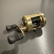 Shimano calcutta 400 d'occasion  Expédié en Belgium