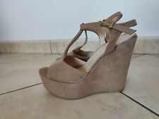 Zeppe scamosciate beige usato  Alba