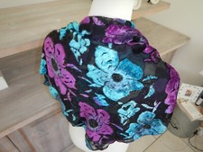 Magnifique foulard d'occasion  Blaye