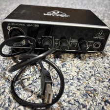 Interface de áudio USB Behringer U-PHORIA UMC22 2 em 2 saídas comprar usado  Enviando para Brazil