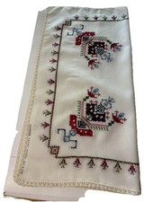 Lenço de mesa quadrado toalha de mesa bordado à mão celta? Design feito na Grécia comprar usado  Enviando para Brazil