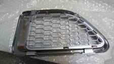 Lr006305 grille calandre d'occasion  Saint-Pol-sur-Mer