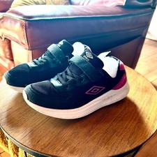 Baskets sport umbro d'occasion  L'Aigle