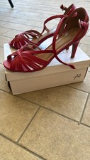 Sandali rossi donna usato  Roma