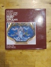 Museo arti applicate. usato  Burago di Molgora