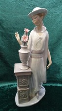 Lladro 5175 lady for sale  Sunnyvale