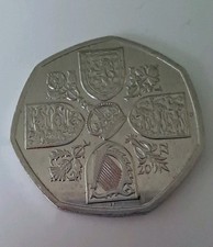 Moeda EXTREMAMENTE RARA King Charles III 50p 2022 extremamente rara comprar usado  Enviando para Brazil