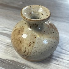 Vaso de cerâmica feito à mão estúdio esmalte salpicado assinado 3,25” rústico moderno comprar usado Vaso de cerâmica feito à mão estúdio esmalte salpicado assinado 3,25” rústico moderno comprar usado  Enviando para Brazil