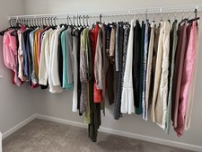 Lot women clothing for sale  Atlanta