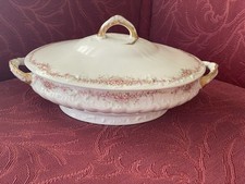 Prato ATQ com tampa THEODORE HAVILAND Limoges FRANÇA patente aplicada rosa comprar usado Prato ATQ com tampa THEODORE HAVILAND Limoges FRANÇA patente aplicada rosa comprar usado  Enviando para Brazil