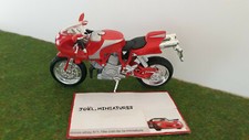 Moto ducati rouge d'occasion  Rochefort-Montagne