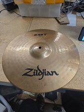 Prato Hi-Hat Zildjian ZBT 14" comprar usado  Enviando para Brazil
