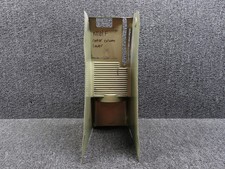 Usado, Conjunto de capa de console central 0500233-1 (WEU: 0500233-2) Cessna 172G comprar usado Usado, Conjunto de capa de console central 0500233-1 (WEU: 0500233-2) Cessna 172G comprar usado  Enviando para Brazil