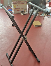 Cavalletto porta mixer usato  Italia